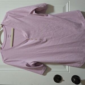 Sonoma Light Purple V Neck Tee 1X. Womens
